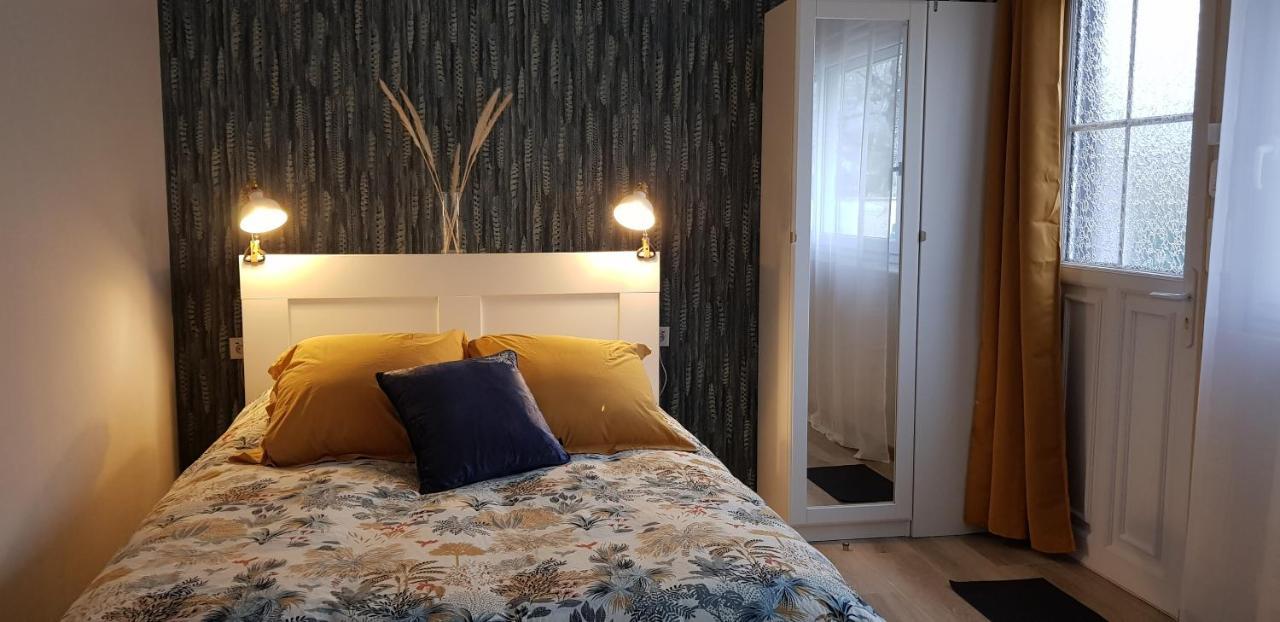 Agreable Petite Maison Proche Joigny Chamvres エクステリア 写真
