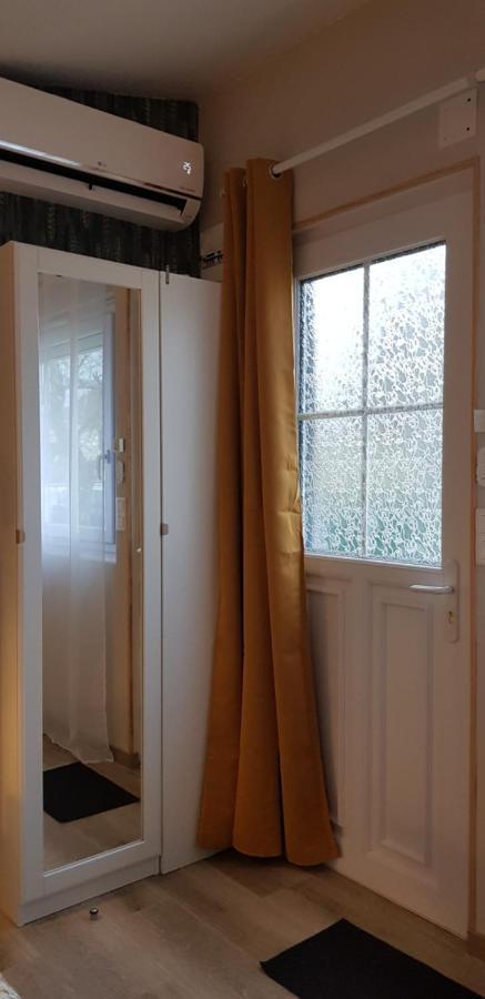 Agreable Petite Maison Proche Joigny Chamvres エクステリア 写真